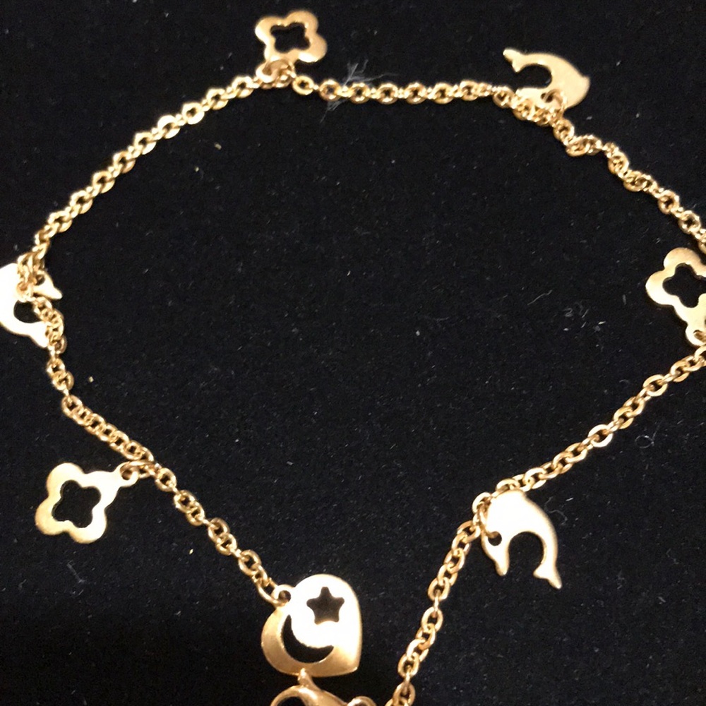 bracelet on the foot